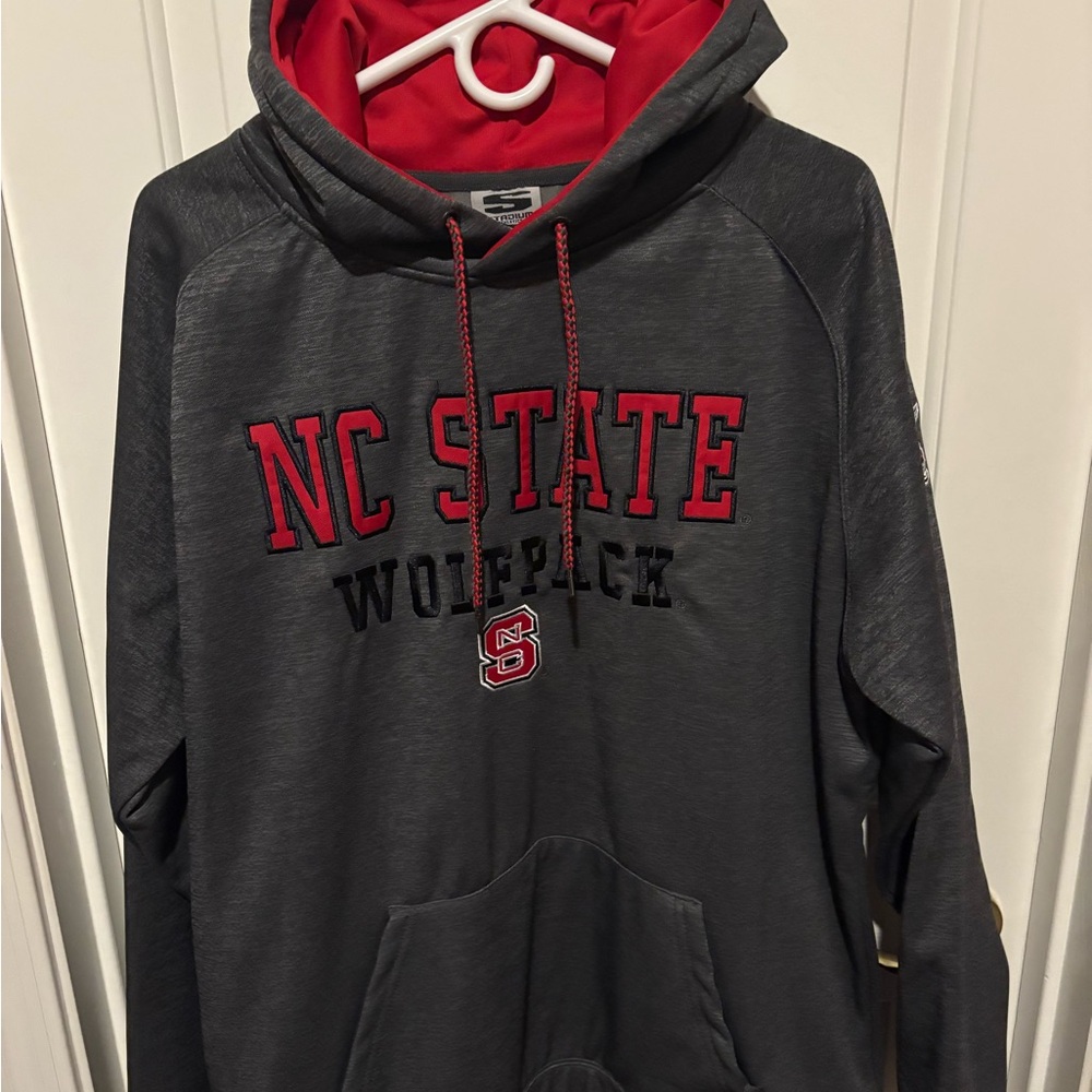 NC State Wolfpack Gray Hoodie - Picture 4 of 13